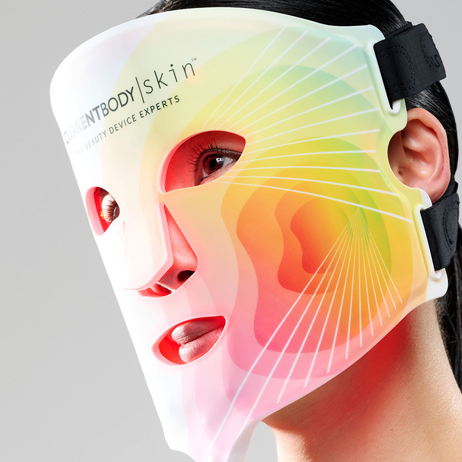 CurrentBody Skin 4-in-1 Zonen Mapping Gesichtsmaske und LED Brightening Hals & Dekolleté Maske
