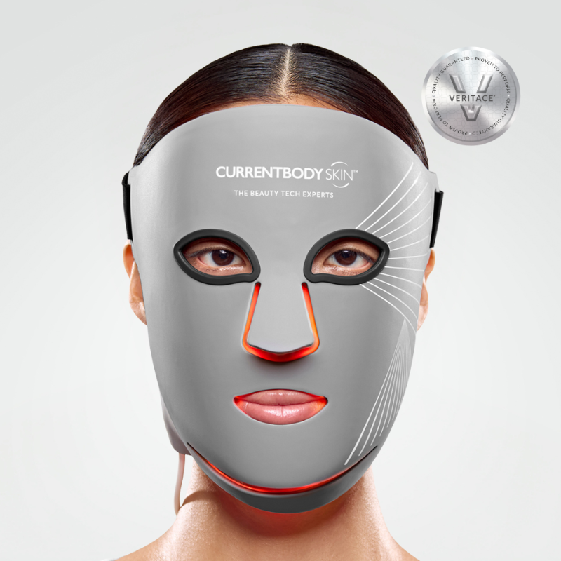 CurrentBody Skin LED Multi-Licht Therapie Maske & Hydrogel Gesichtsmasken (5 Stück)