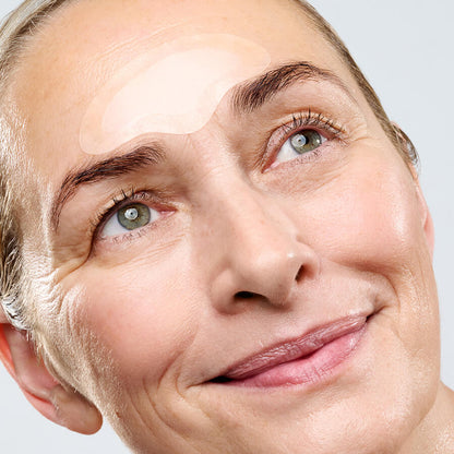 CurrentBody Skin Microneedling Patch für die Stirn